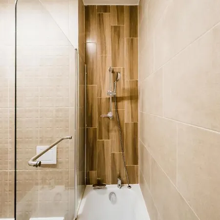1Minus1 Residence - Self Check-In & Free Parking Brasov Exterior photo