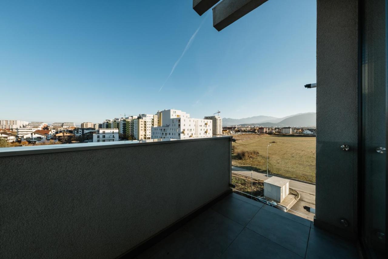 1minus1 - Self Check-in & Free Parking Apartment Brasov